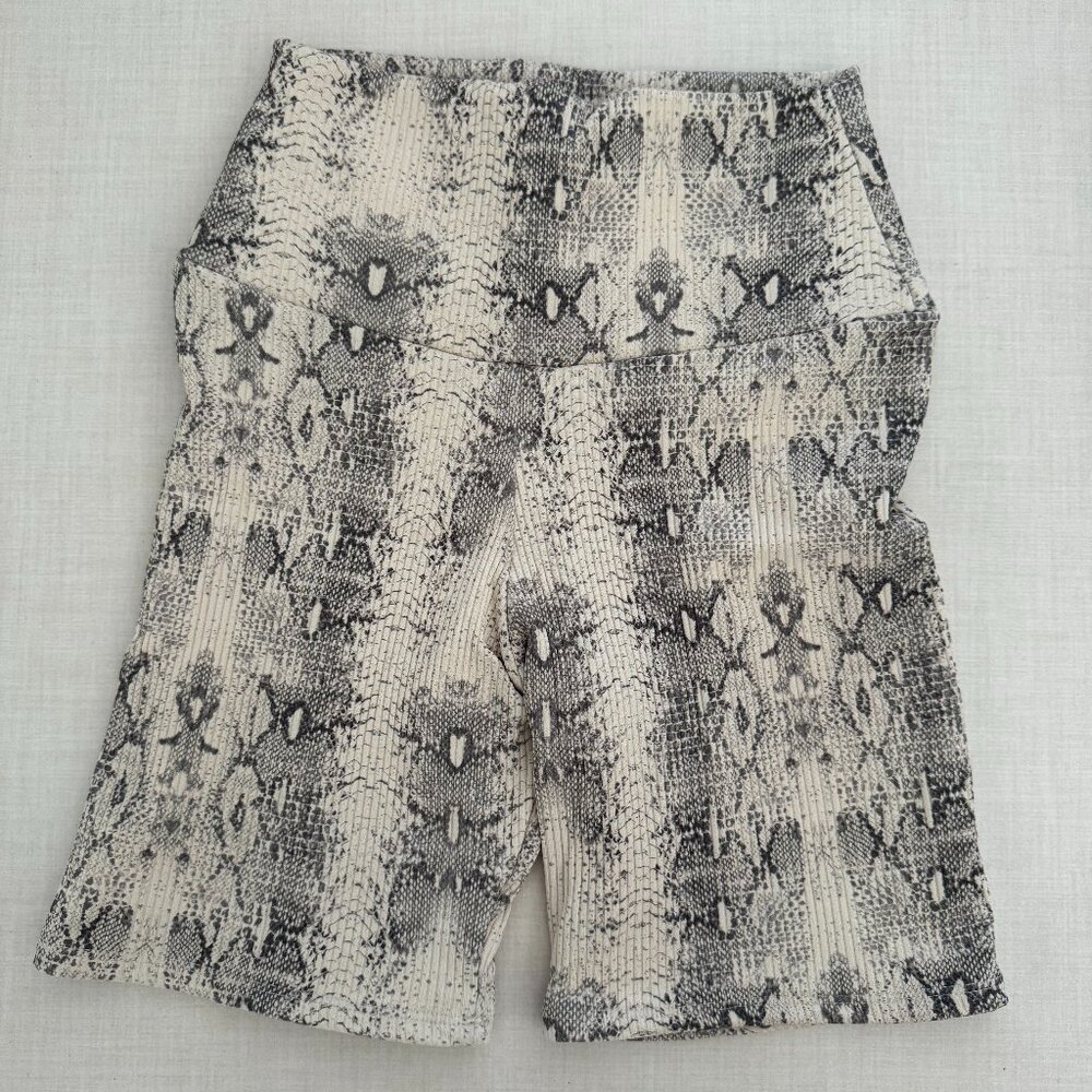 Montce Snake Rib Bike Short - Picture 2 of 3